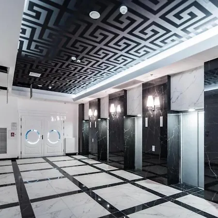 Hanza Tower Downtown - 24 Sauna & Jacuzzi & Pool Lejlighed